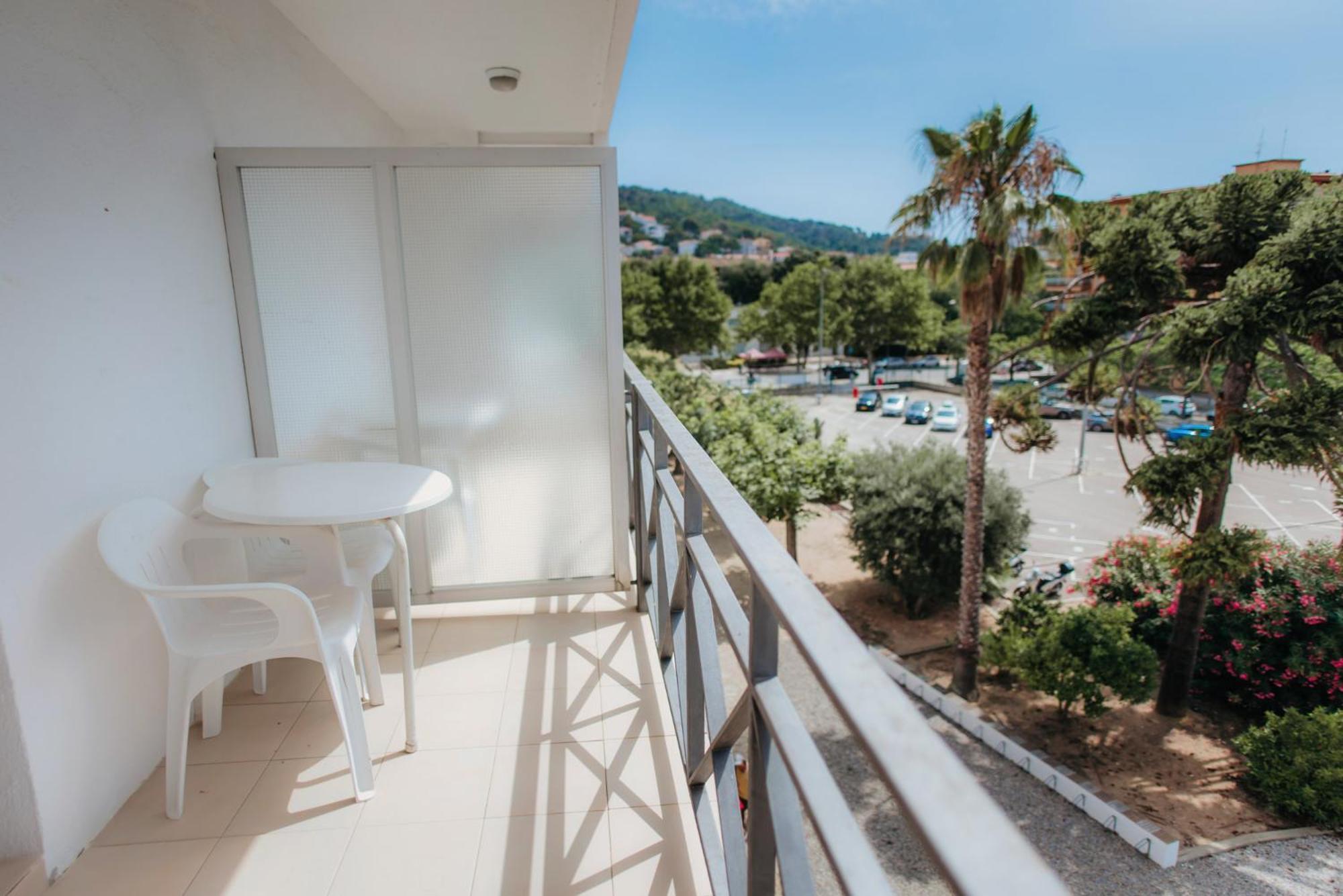 Marina Tossa Hotel Tossa de Mar Ruang foto